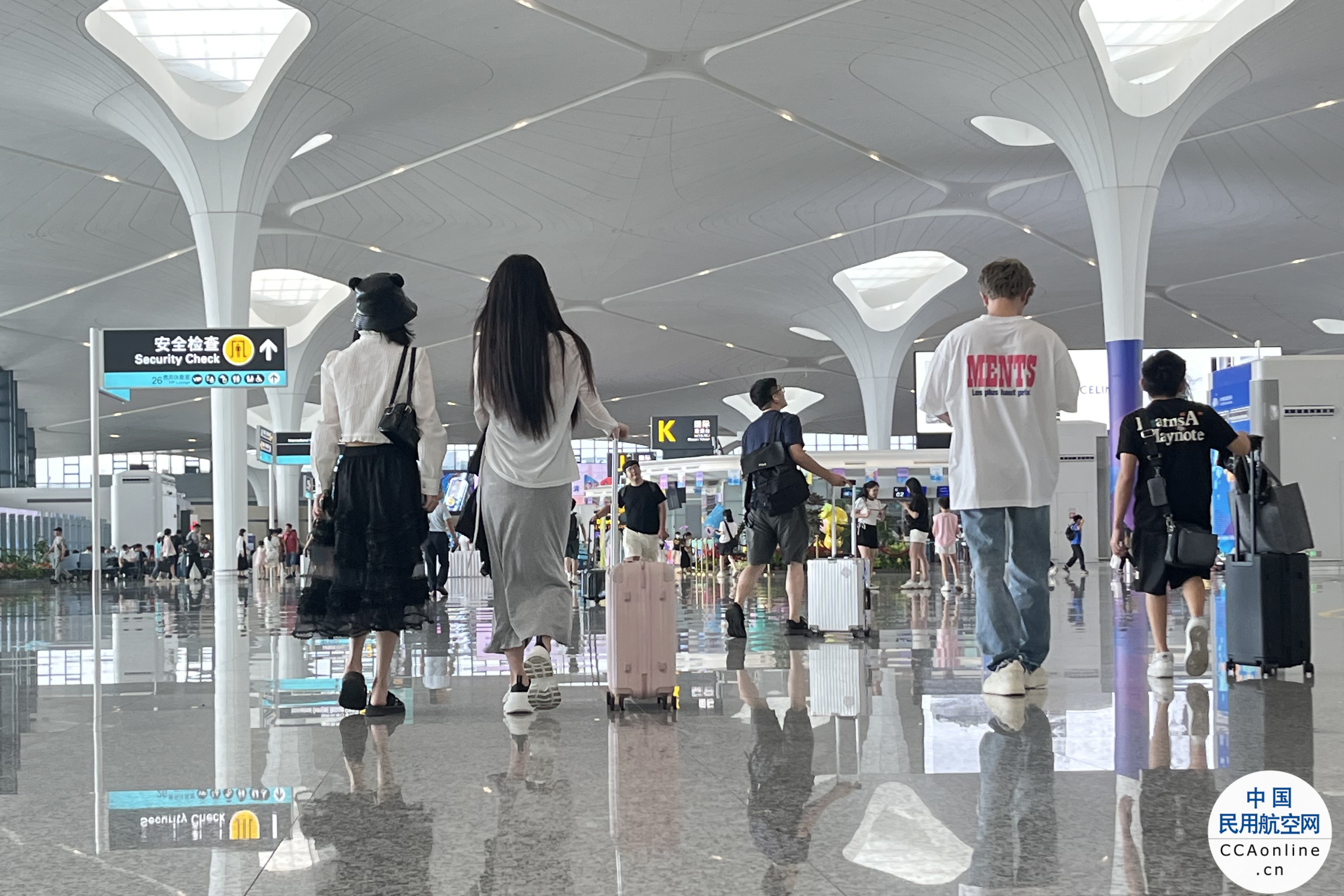 创历史新高！杭州机场暑运期间运送旅客793万人次，你出游了吗？