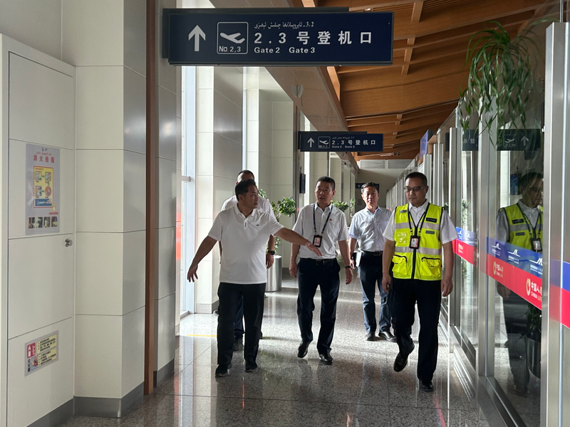 新疆机场（集团）总经理陶润文前往莎车机场督导检查工作