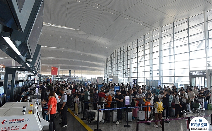 东航南京始发国内航班截载时间缩短至40分钟