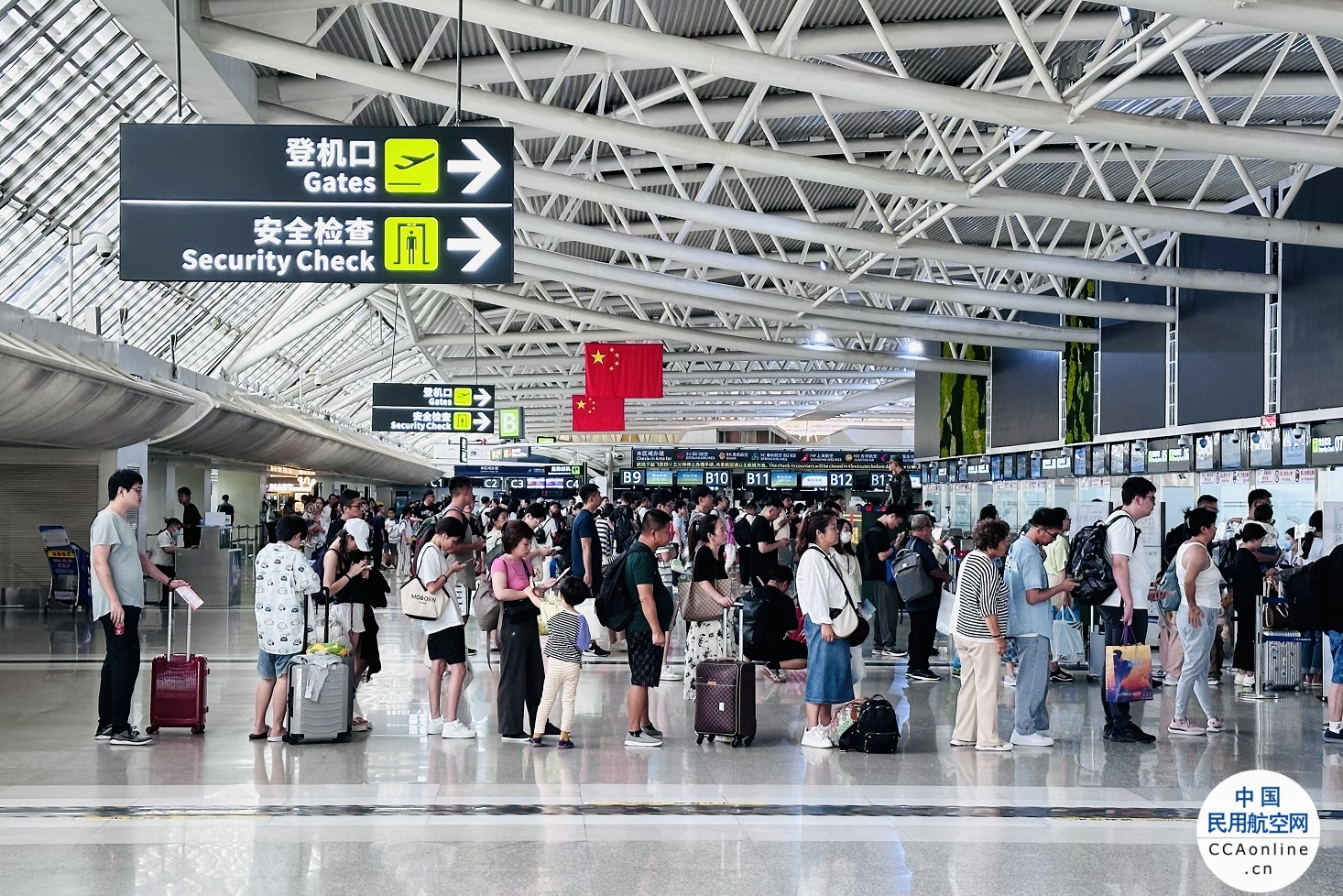 三亚机场10月29日起执行冬春航季 计划运行航班6.8万架次