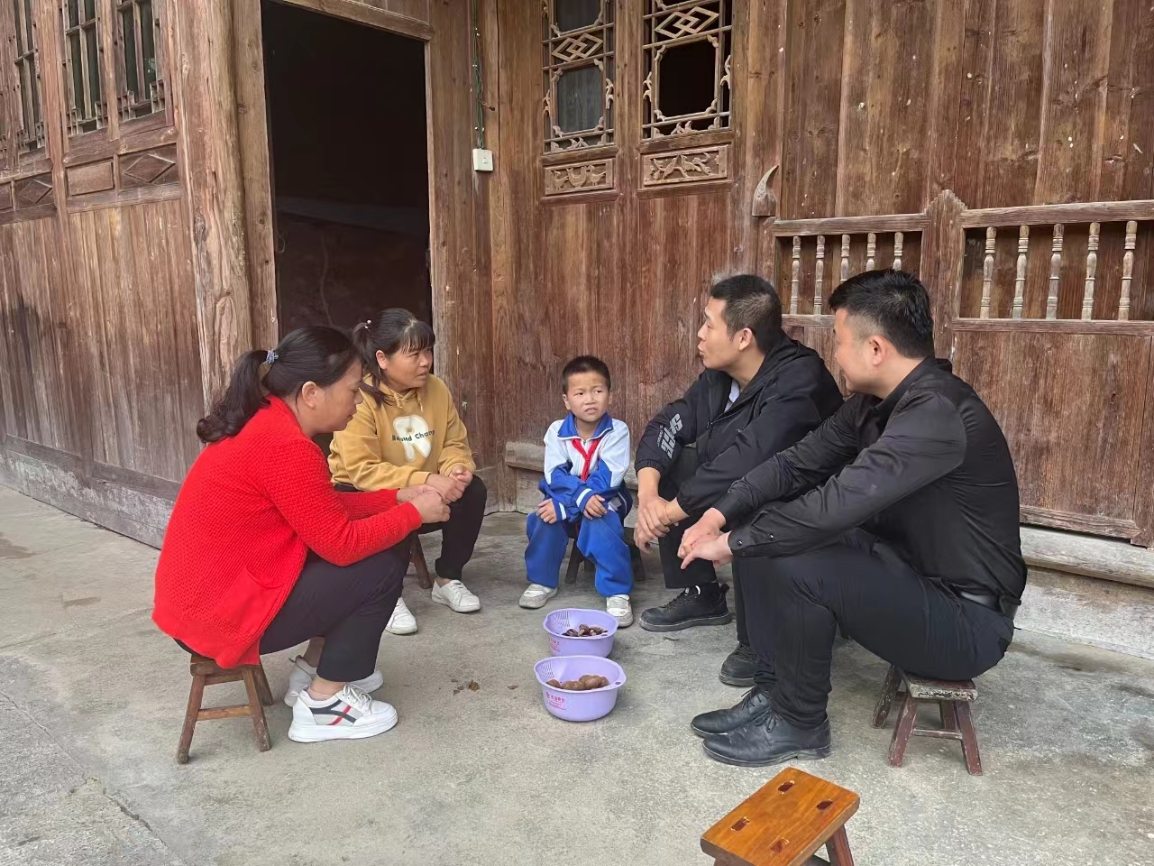 东北空管局空管中心区域管制中心：乡村振兴薪火传 千里援黔凯旋归