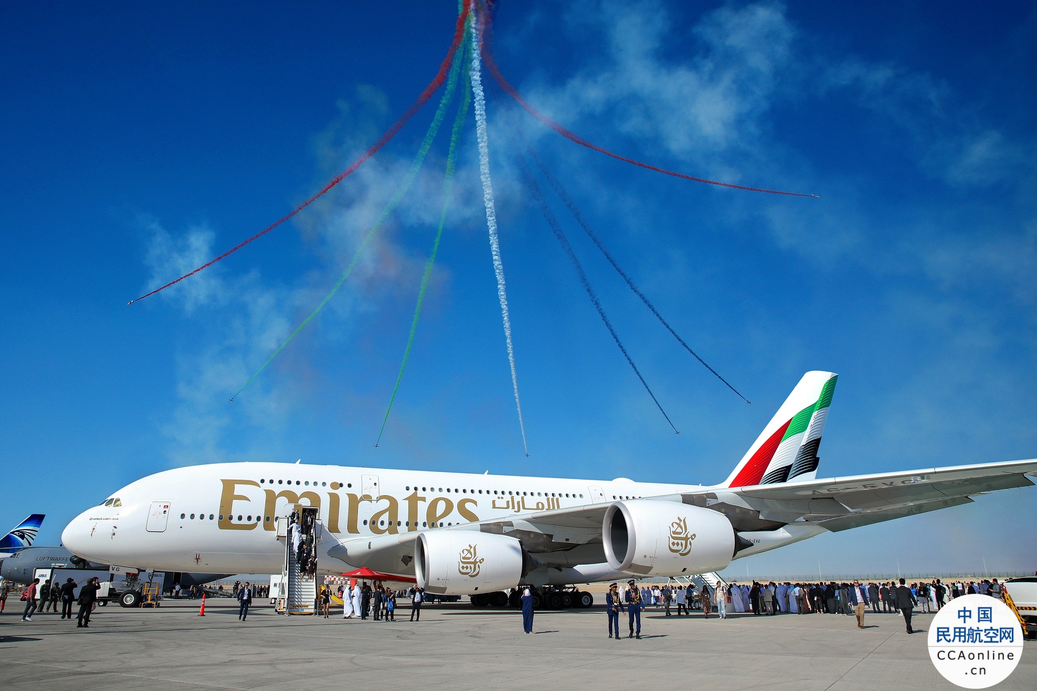 阿联酋航空在迪拜航展宣布重大投资 让阿联酋航空A380机队在未来十年持续“飞悦卓越”
