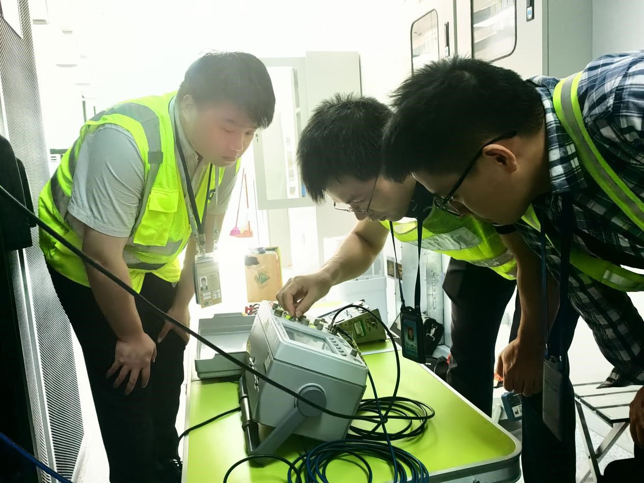 中南空管局技术保障中心顺利完成广州白云国际机场仪表着陆系统年度维护