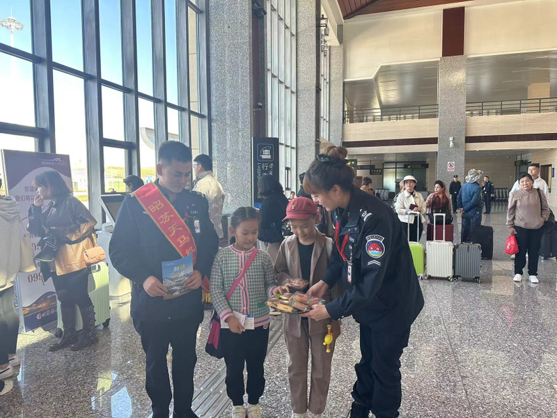 昭苏机场贴心服务见真情，多措并举提升旅客满意度