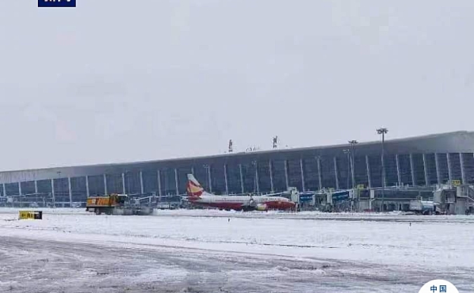 郑州机场11时恢复开放运行
