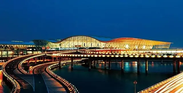 上海机场集团与阿布扎比机场集团签署合作谅解备忘录