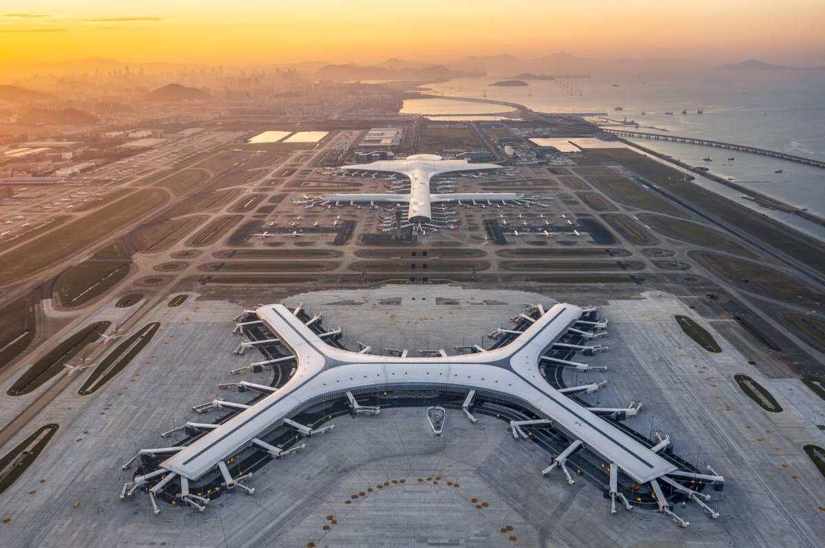 深圳機場春運日均運送旅客將超18萬人次