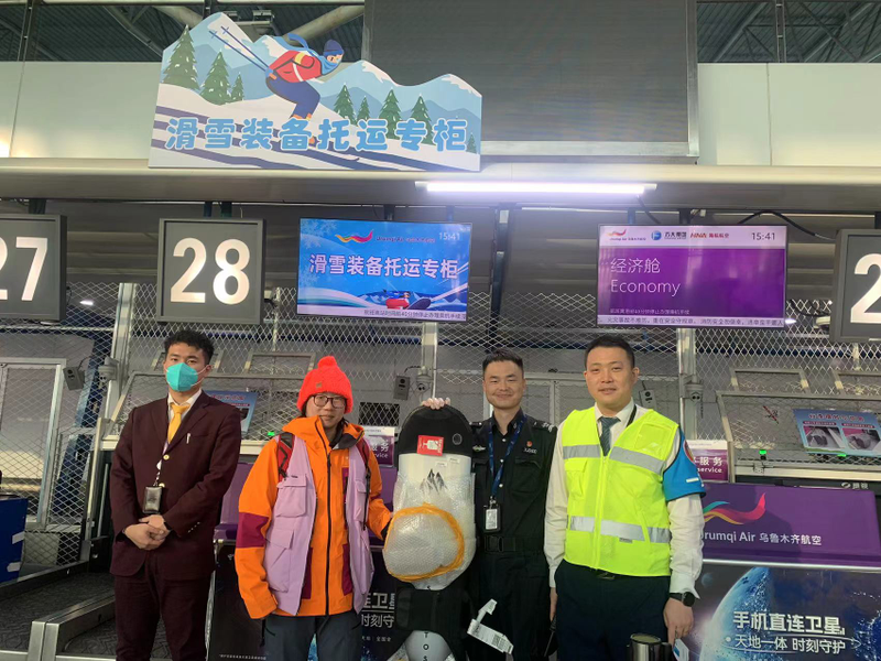 热雪新疆｜特惠机票 滑雪专线……新疆机场集团多举措助力新疆冰雪游