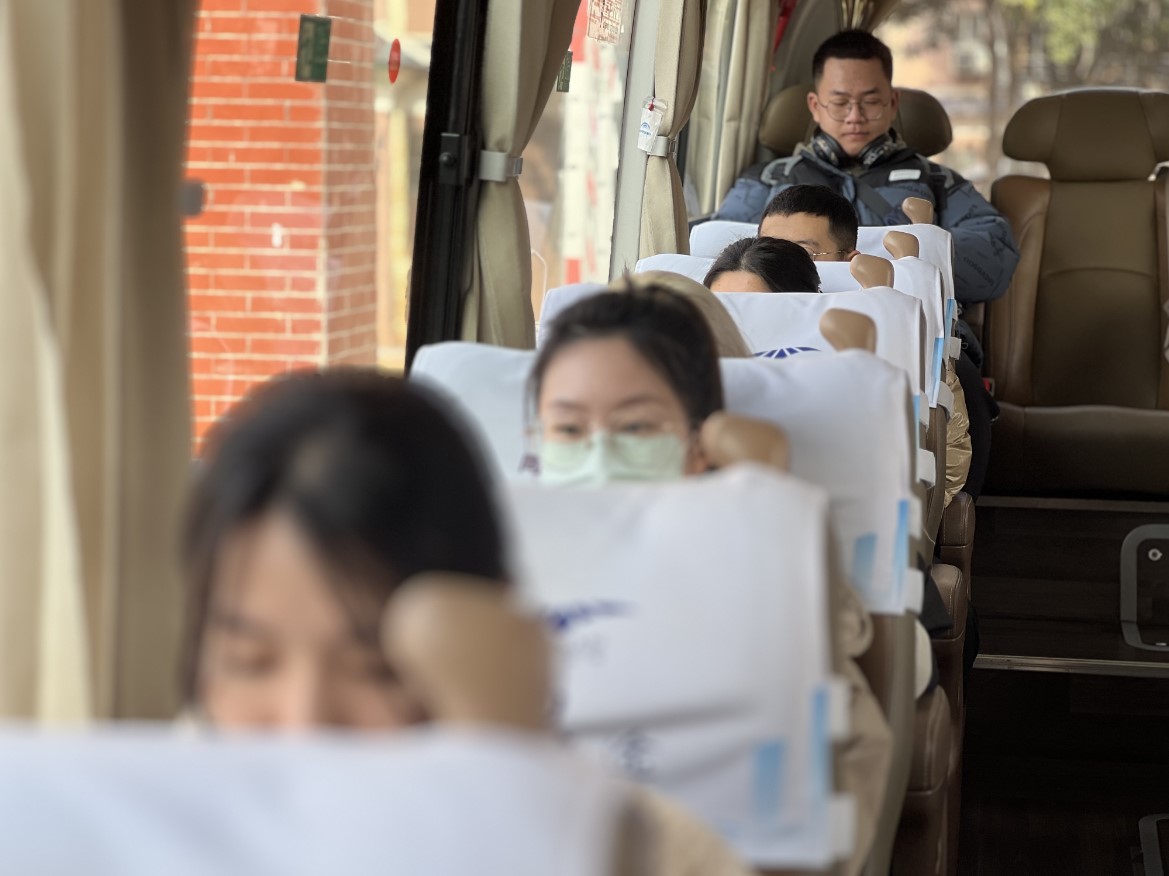 乘风湘见 暖冬行动！湖南机场为高校师生提供免费巴士、行李寄送上门服务  