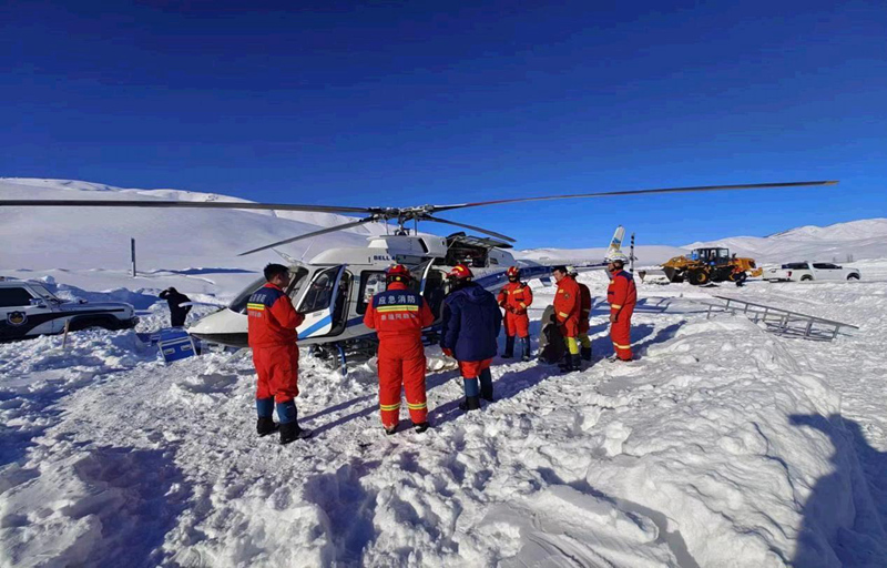 新疆空管局积极保障阿勒泰地区暴雪应急救援飞行任务
