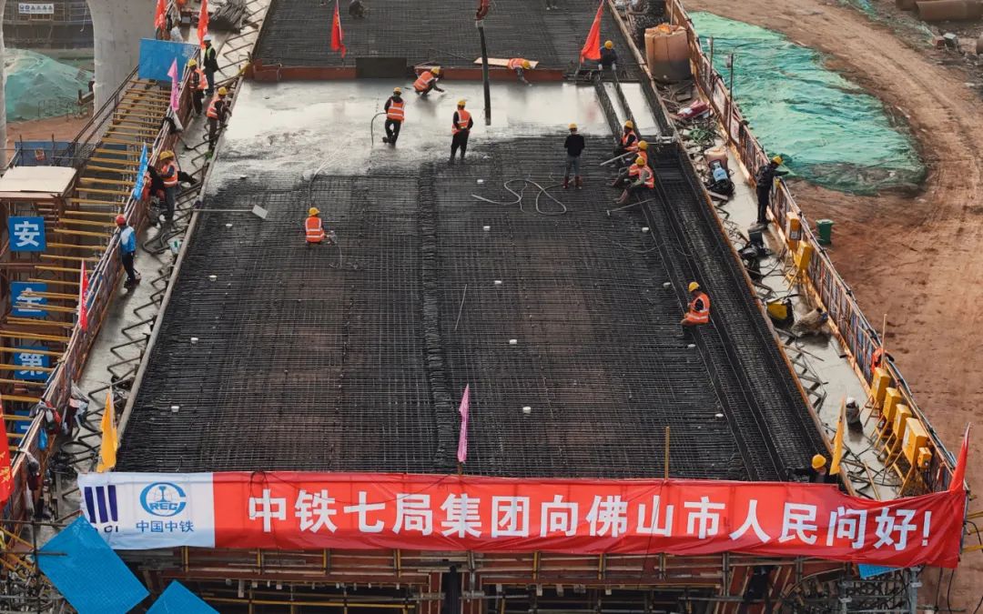 佛山将全力推进珠三角枢纽（广州新）机场开工建设