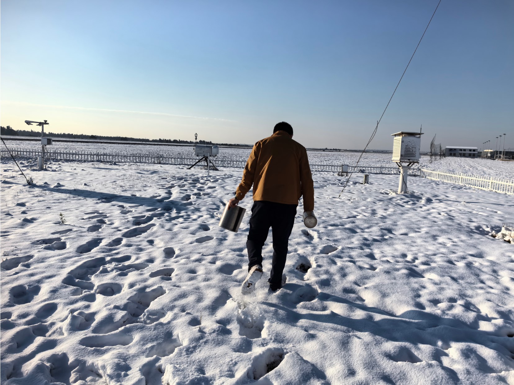 温州空管站积极应对低温冰雪天气