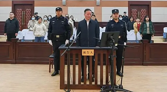 山东机场原副总经理李伟，一审获刑十四年半