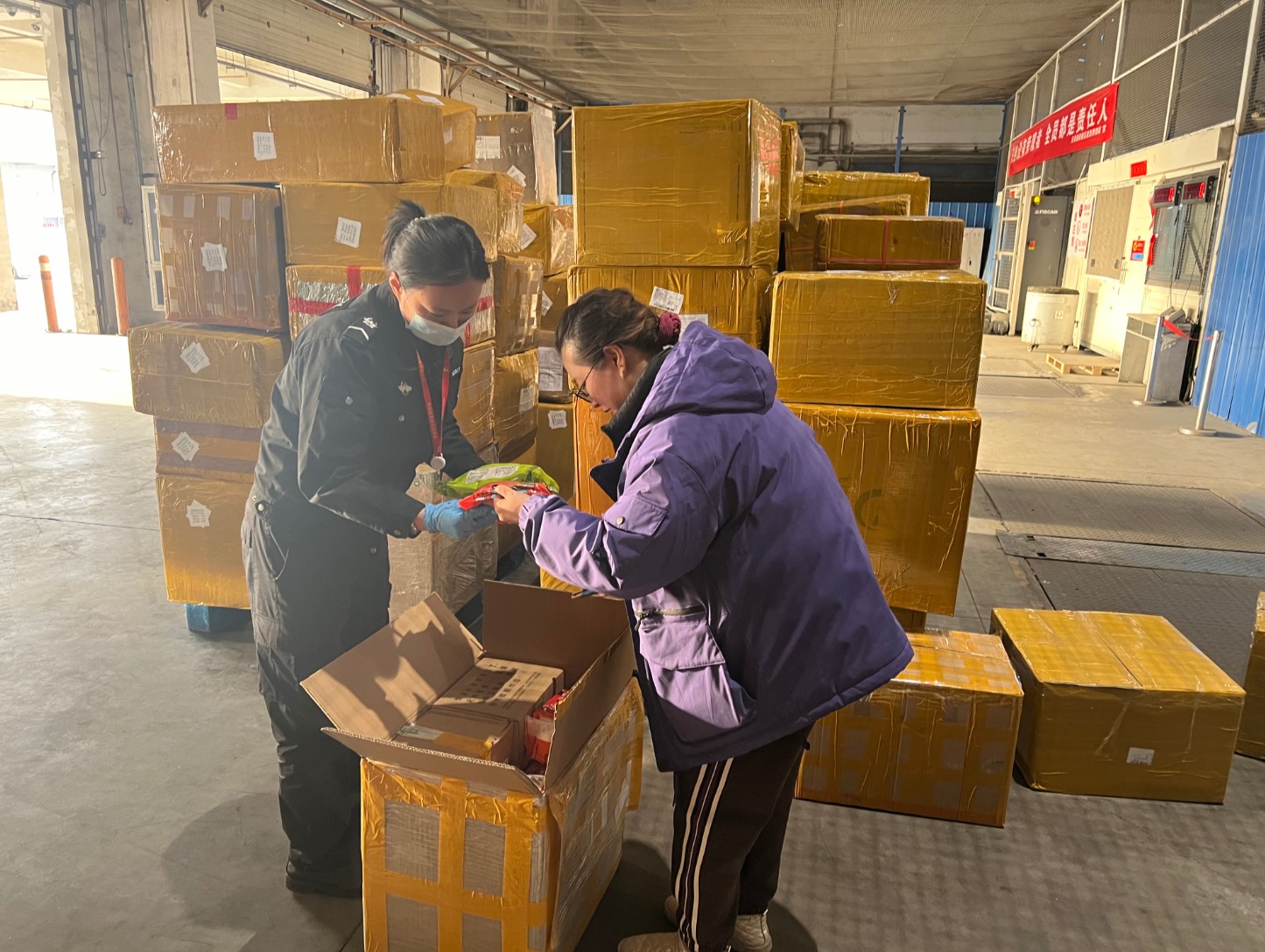 天津航空货运安检站春运期间保障国内外货邮642吨 国际货邮出港总量创5年新高