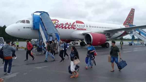 载有153名乘客，印尼两名飞行员在飞行途中同时睡着