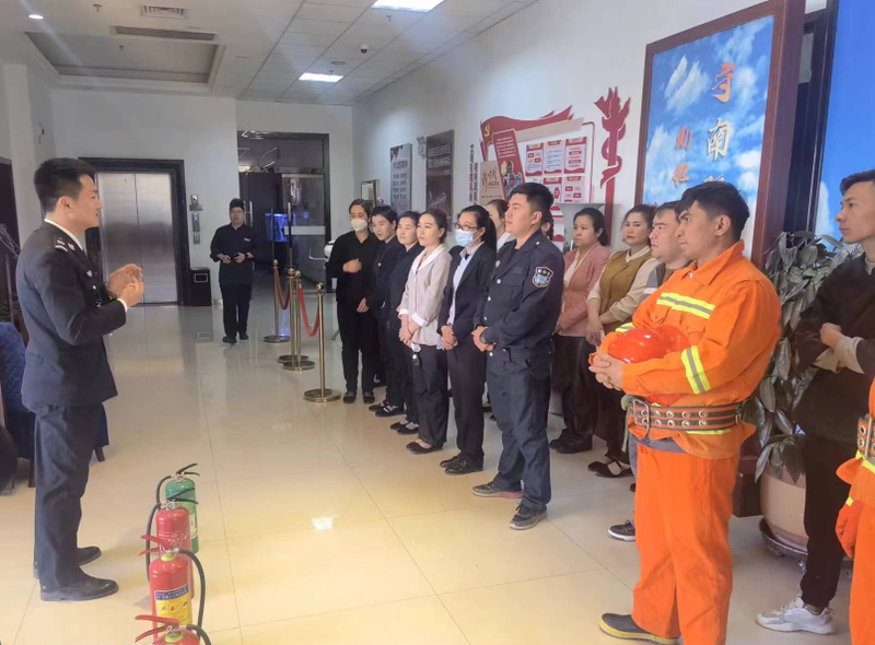 喀什徕宁国际机场开展消防演练，筑牢安全防火线
