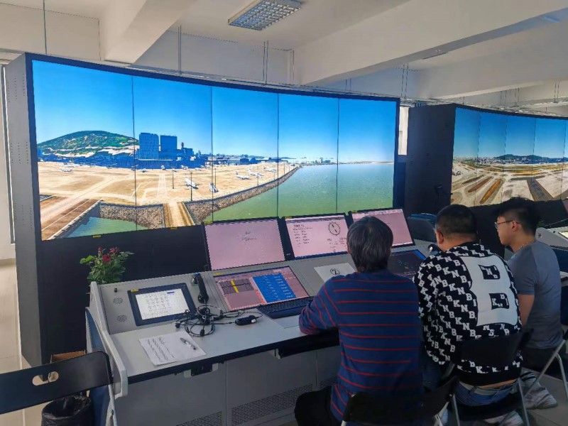深圳空管站教员团队为澳门管制员开展模拟机培训