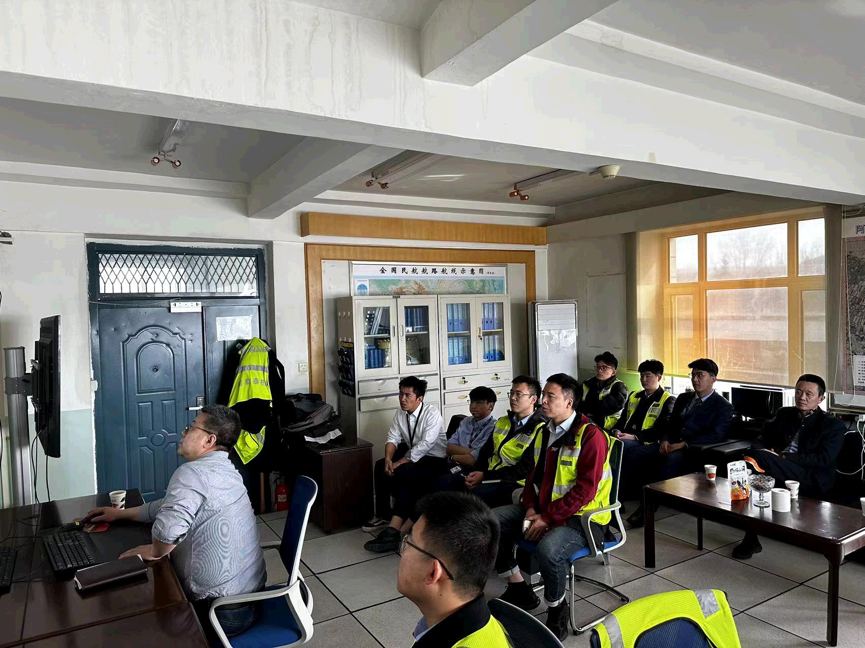 推进低空经济发展 助力通航两翼齐飞——新疆空管局指导阿勒泰机场建设通航飞行服务站