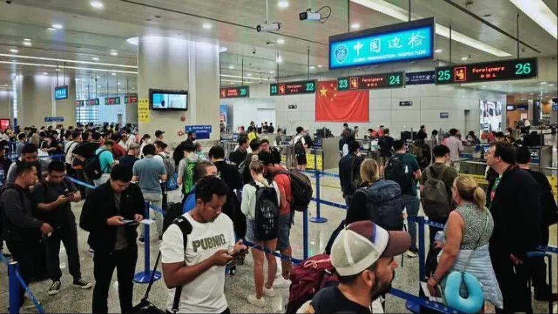 一季度浦東機(jī)場口岸外國人入出境147萬人次