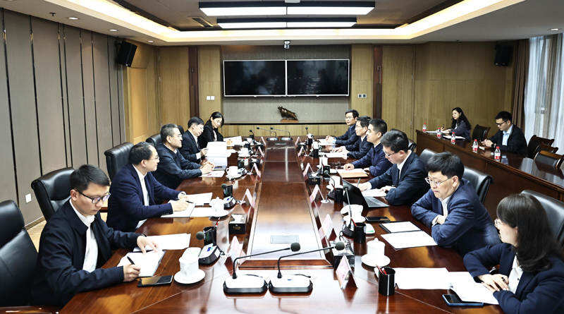 四川省國資委與中國商飛舉行工作座談