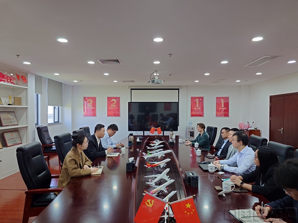 民航上海监管局与国泰航空开展安全信息管理交流