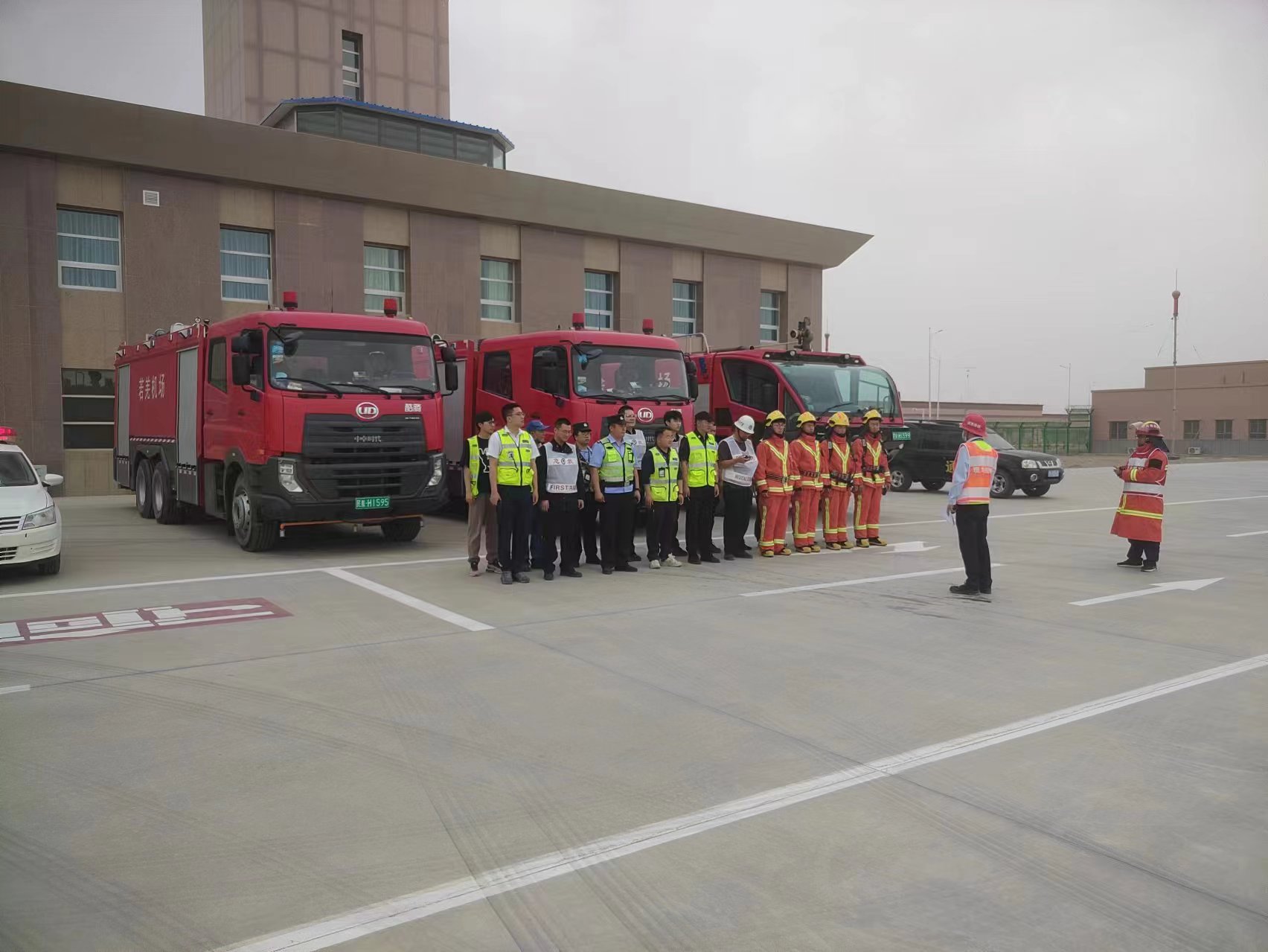 若羌楼兰机场成功开展航空器偏出跑道应急演练，提升应急处置能力