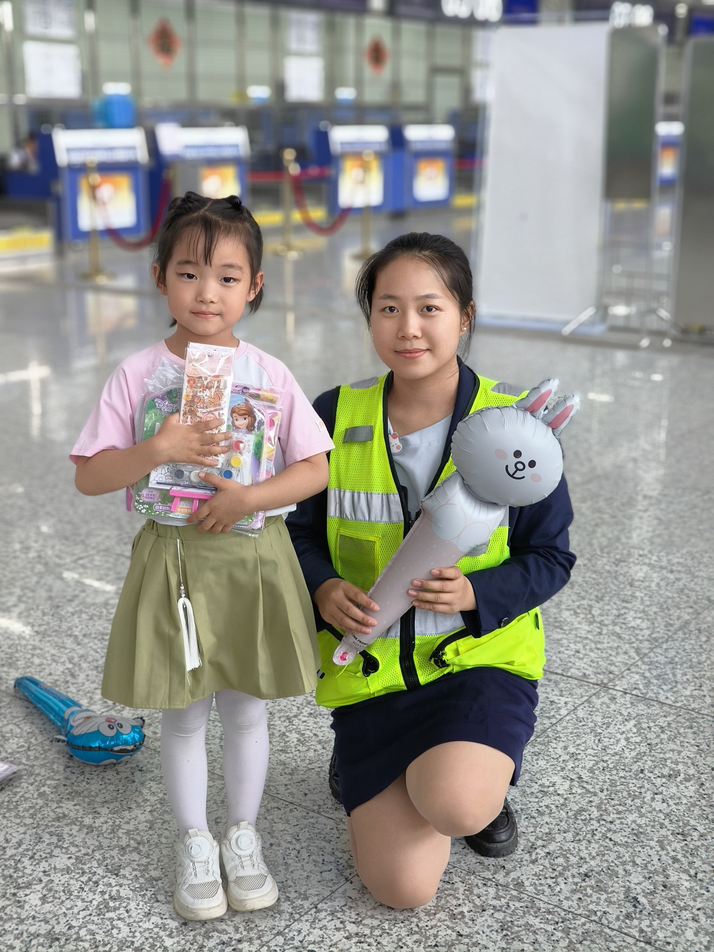 和田机场开展”六·一“儿童节服务文化主题活动