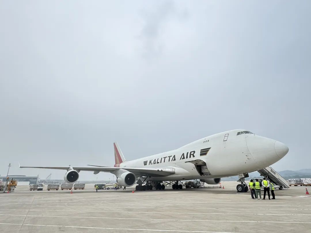 鄂州花湖机场开通首条国际定期第五航权货运航线