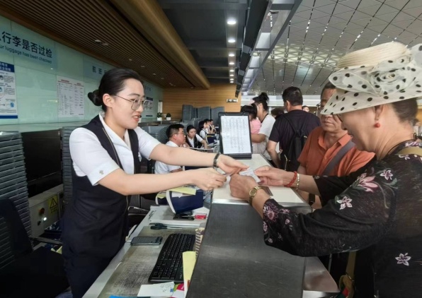 新增长白山至北京、上海往返航线 南航助力旅客暑期出行