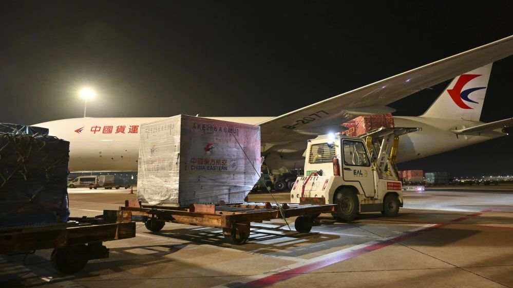 上海机场实行跨境电商货物便利化收运，今年前5月两场货运总量同比增长超15%