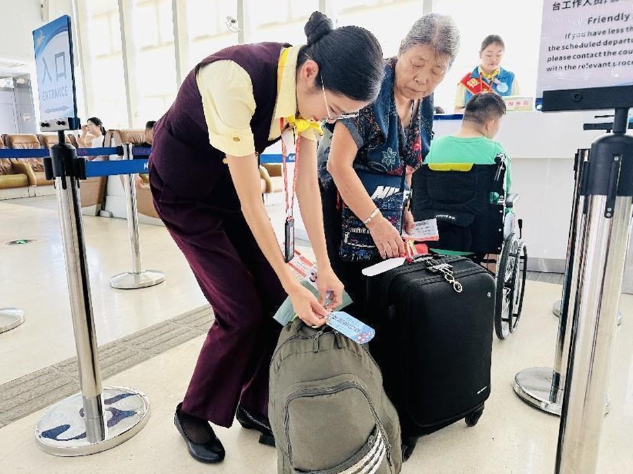服务升温！三亚机场全力做好特殊旅客暑运保障工作