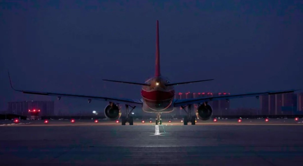 河南空管分局：迎战“七上八下”雷雨季，“青鹰护航”在行动