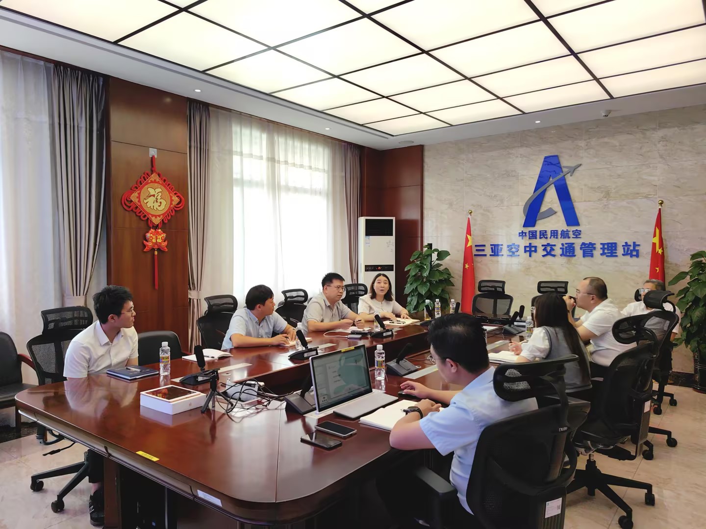 民航中南管理局气象处到三亚空管站开展调研