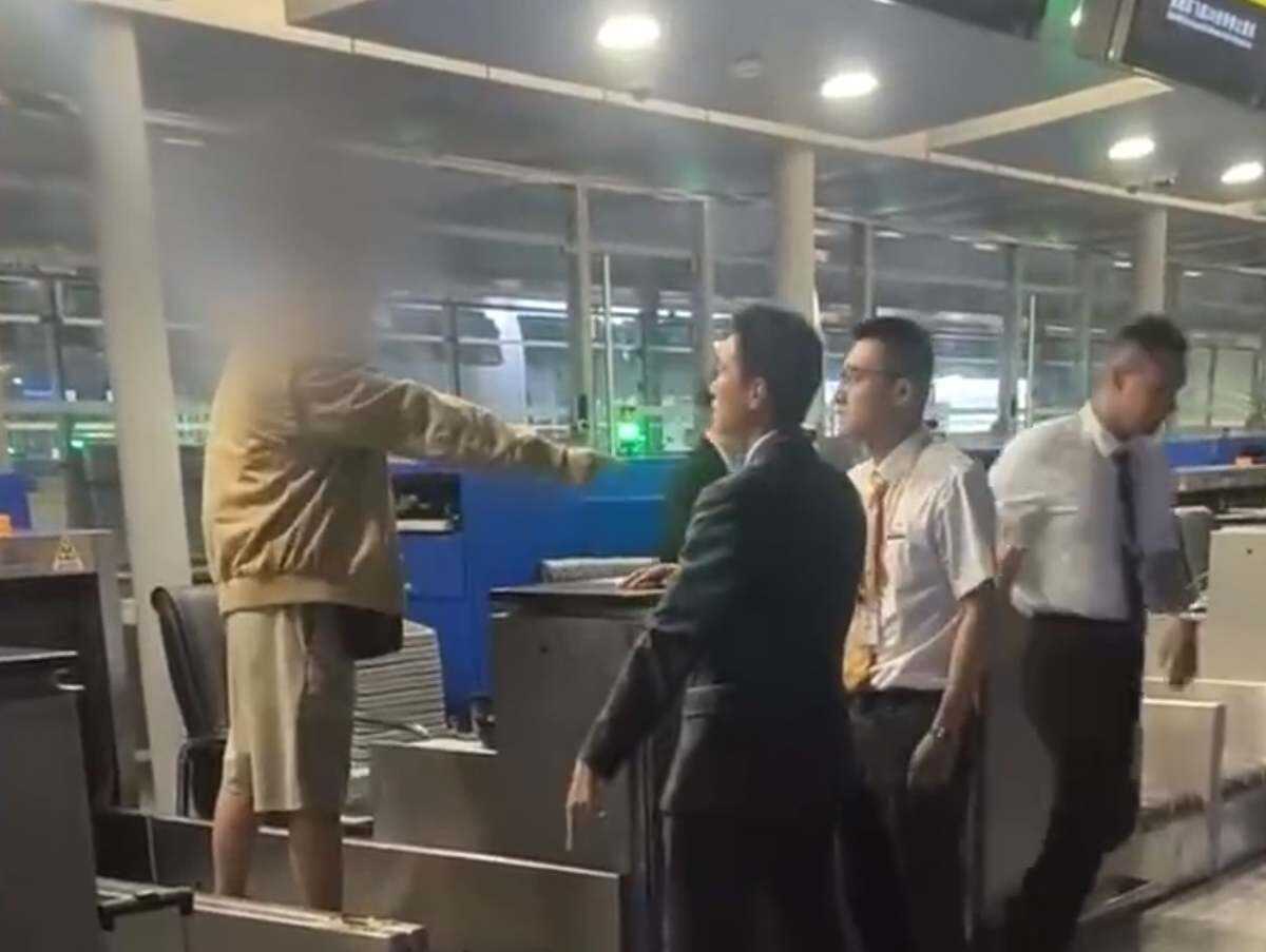 一男子因未趕上航班毆打工作人員，被行拘