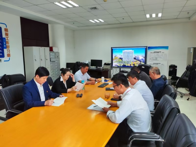 河南空管分局组织学习习近平总书记给厦航全体员工的重要回信精神