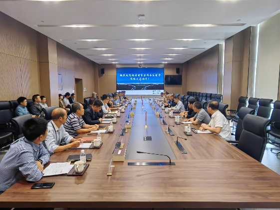 福建空管分局考察组赴青岛空管站学习考察