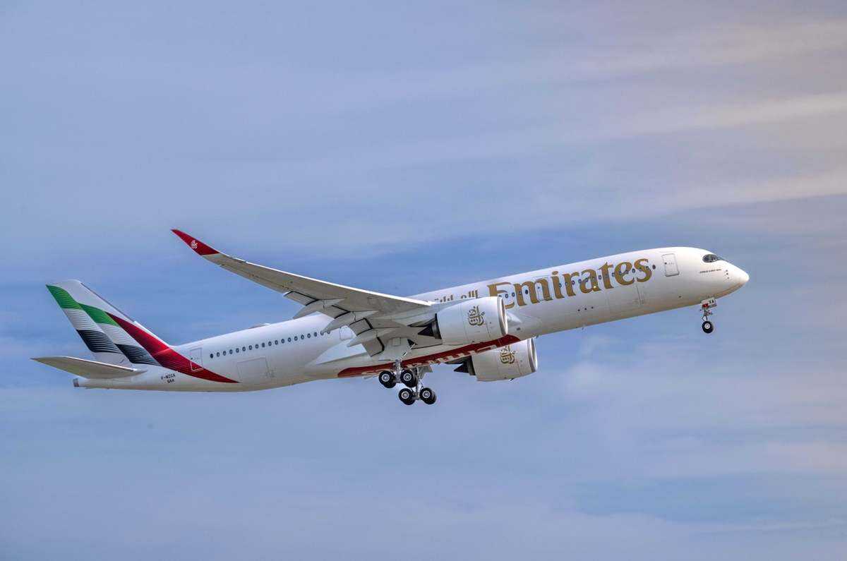 阿聯酋航空接收65架空客A350-900訂單中的首架飛機