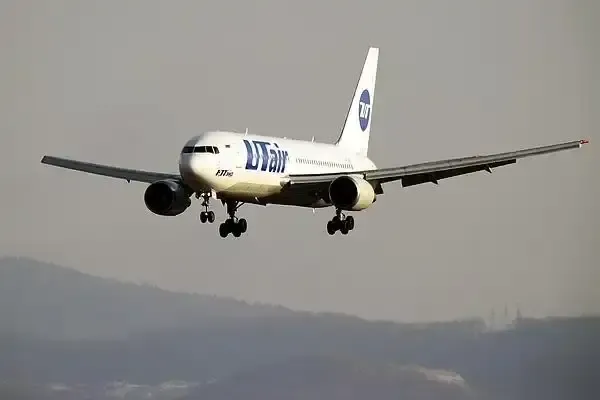 因技術(shù)故障 一架從俄羅斯飛往烏茲別克斯坦的波音737客機(jī)緊急降落