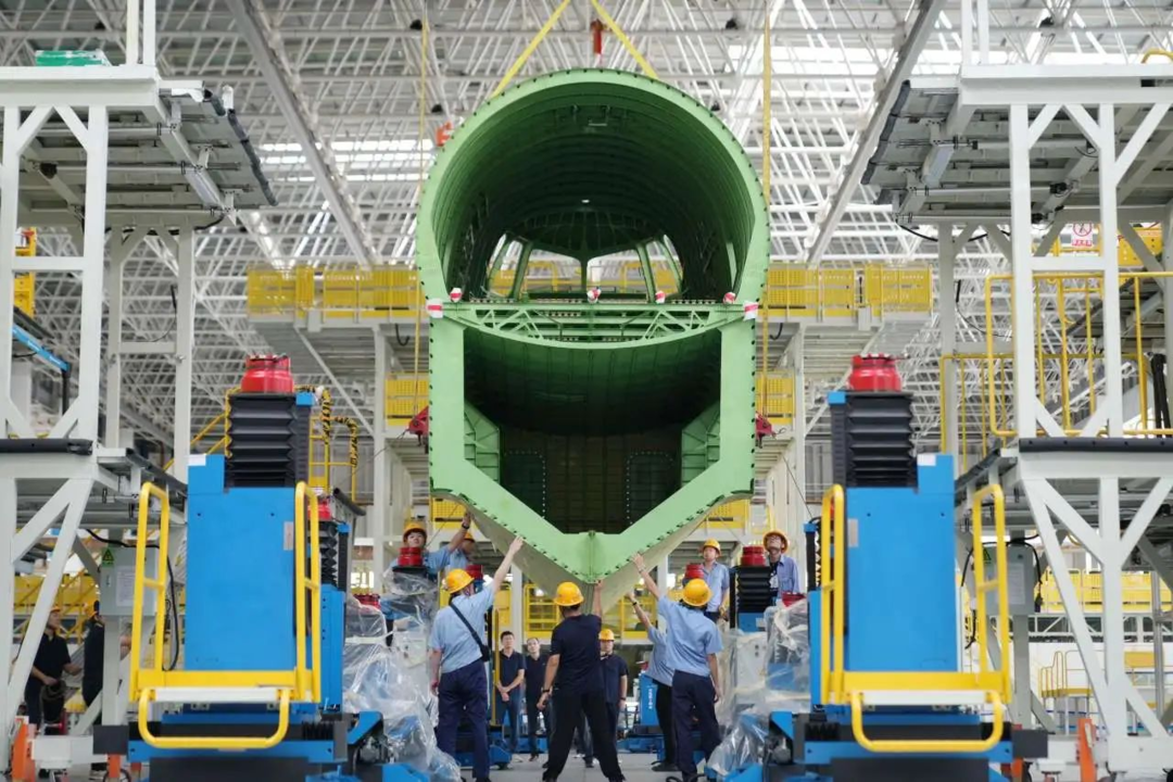 AG600飛機(jī)小批投產(chǎn)三架機(jī)總裝全面開工