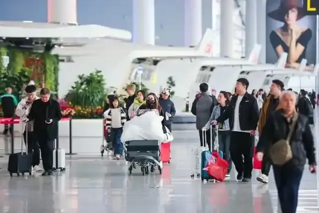 春節機票大降，航線低至1折，旅客退了再訂求性價比