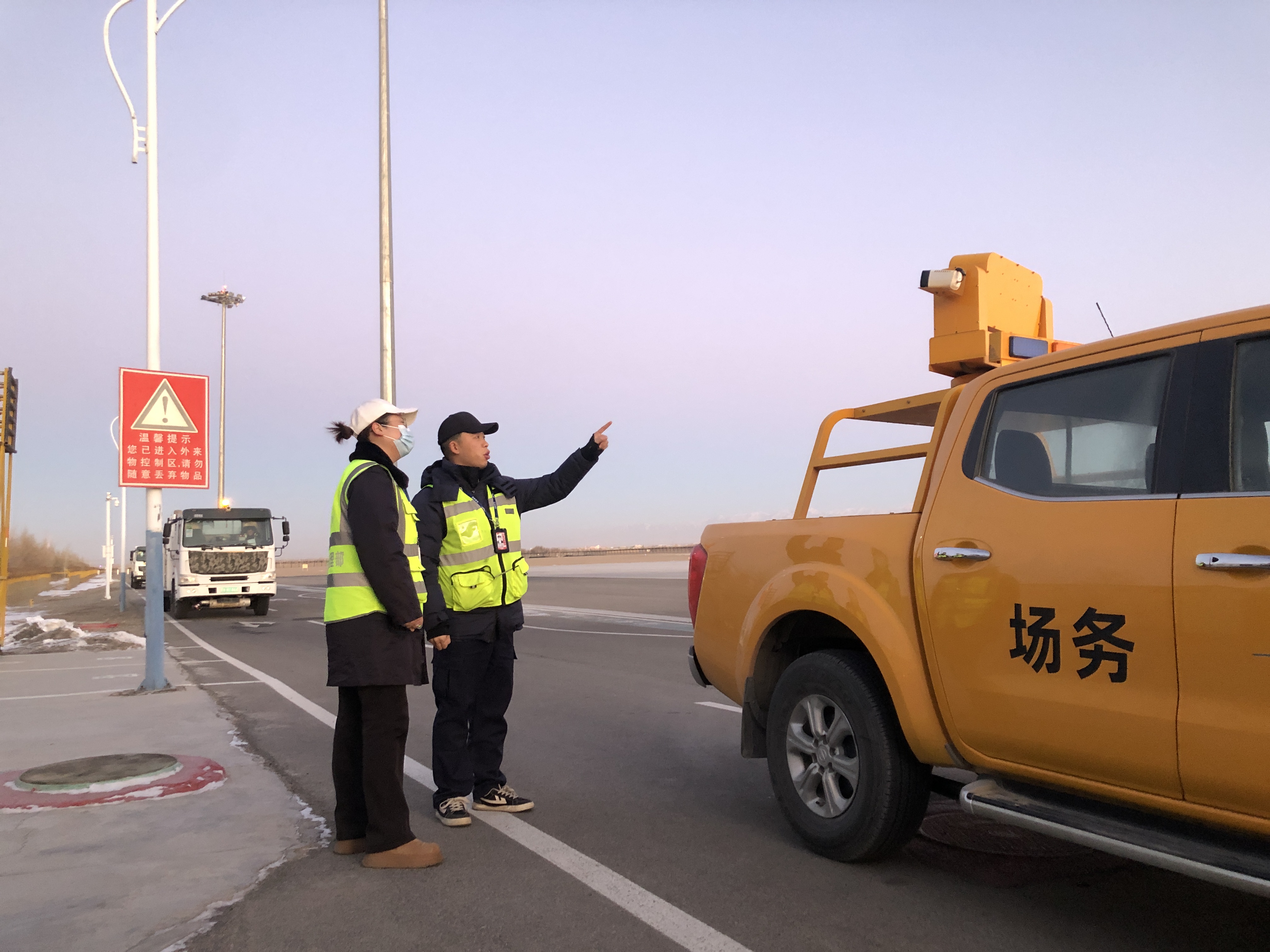 哈密伊州机场“导师制”为新入职员工成长铺路搭桥