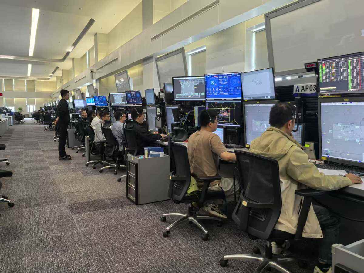 海南空管分局保障急救旅客航班優先安全落地