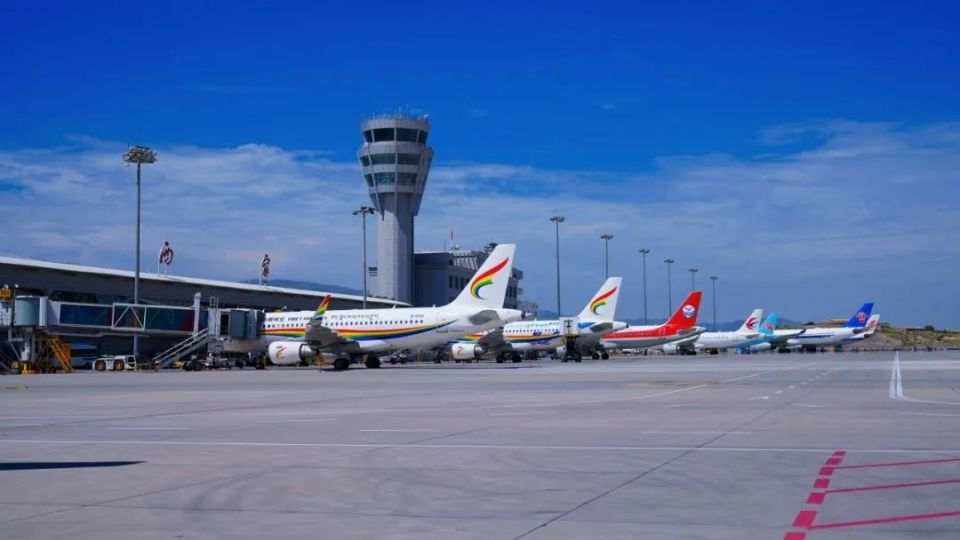 青海廳級及以下人員嚴控乘飛機出差？財政廳工作人員回應