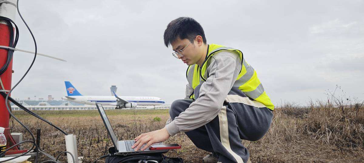 海南空管分局氣象臺圓滿完成自動觀測系統換季維護工作