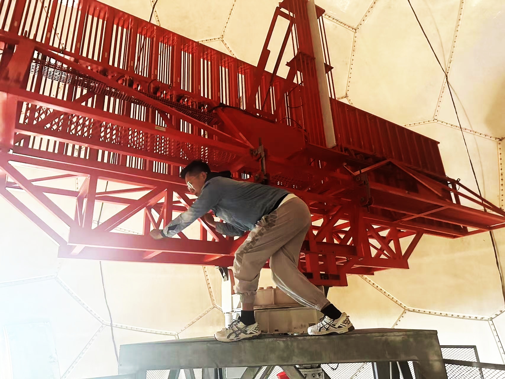 三亚空管站完成南山雷达站换季维护工作