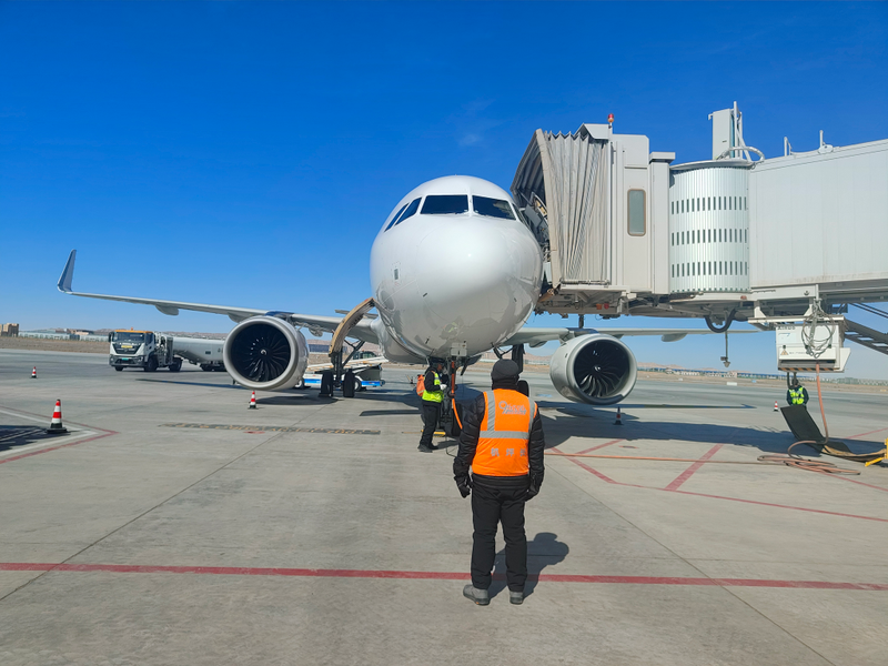 喀什徠寧國際機場機坪長：機坪上的“守護者”