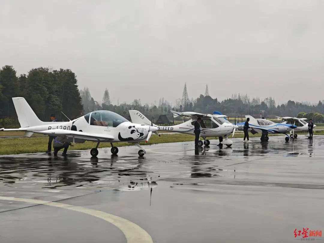 青城山打飛的90分鐘到自貢 四川低空經(jīng)濟(jì)再添新航線