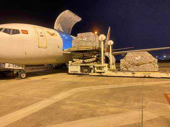 海航航空集團旗下天津貨運航空保障運送12噸救災物資赴緬任務