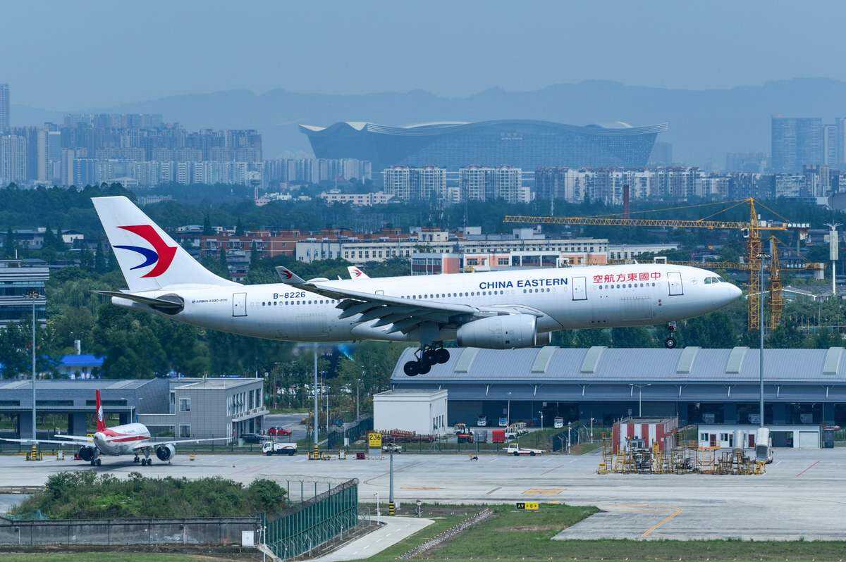 东航在成都双流机场航班截载时间缩短至35分钟，旅客出行更便捷