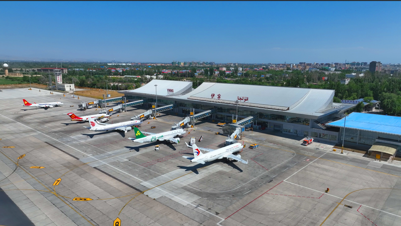 新疆機場集團伊犁伊寧國際機場榮獲2024年度“服務質量優秀機場”稱號